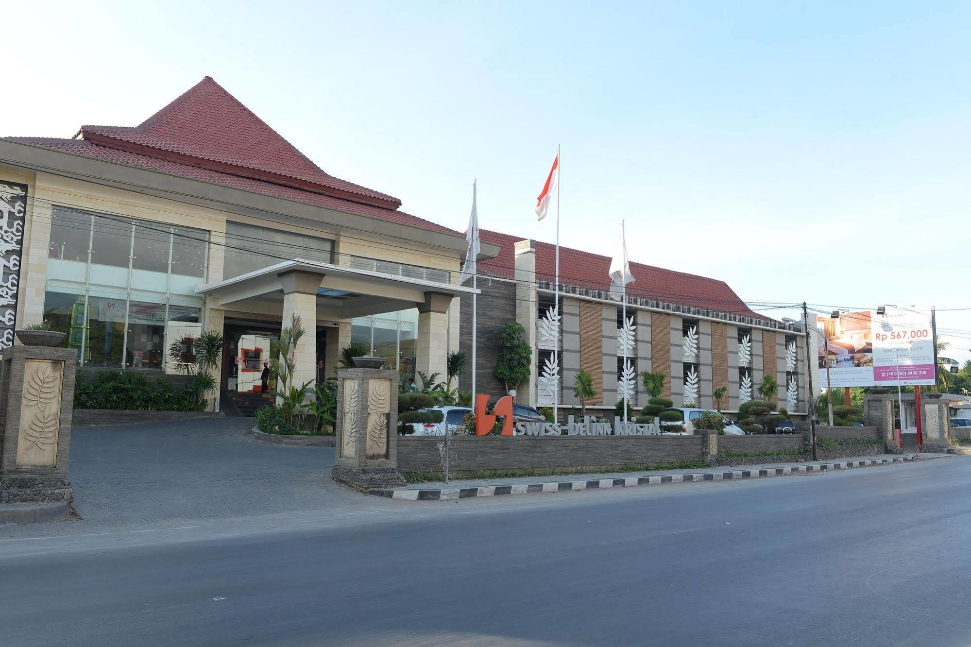 Kristal Hotel Kupang Kupang  Kültér fotó